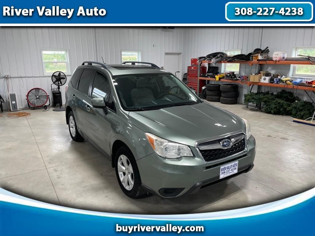 2015 SUBARU Forester