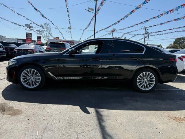 2021 BMW 530i