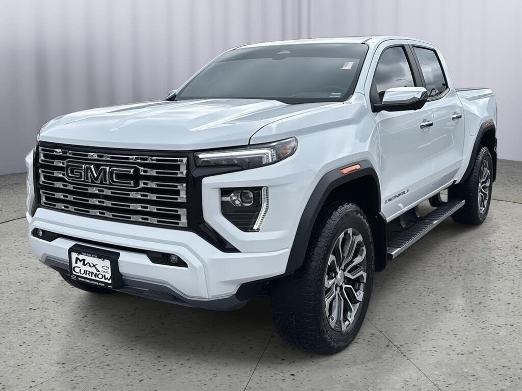 2024 GMC Canyon