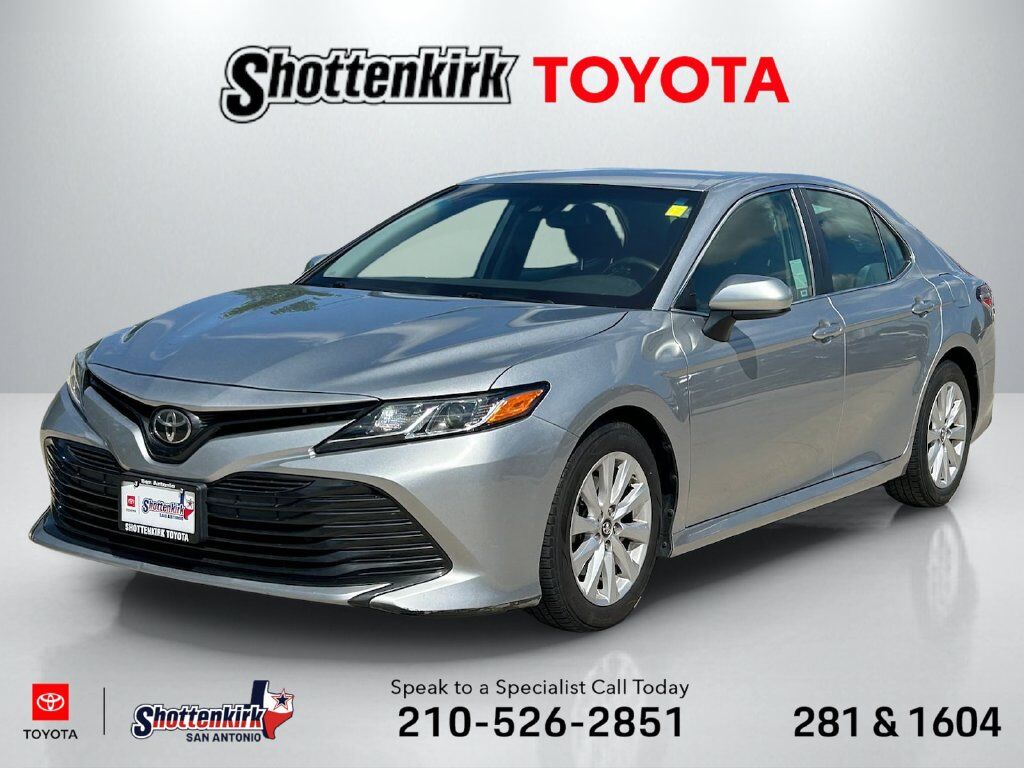 2019 TOYOTA Camry