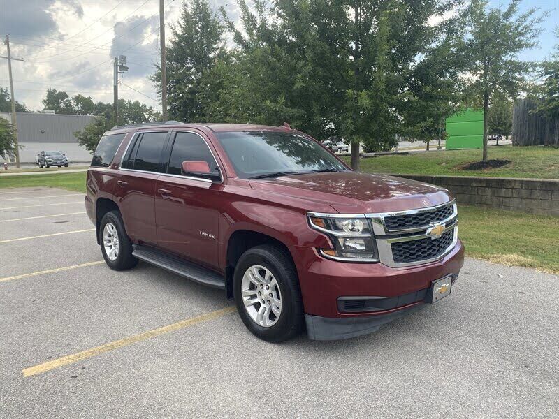 2017 CHEVROLET Tahoe