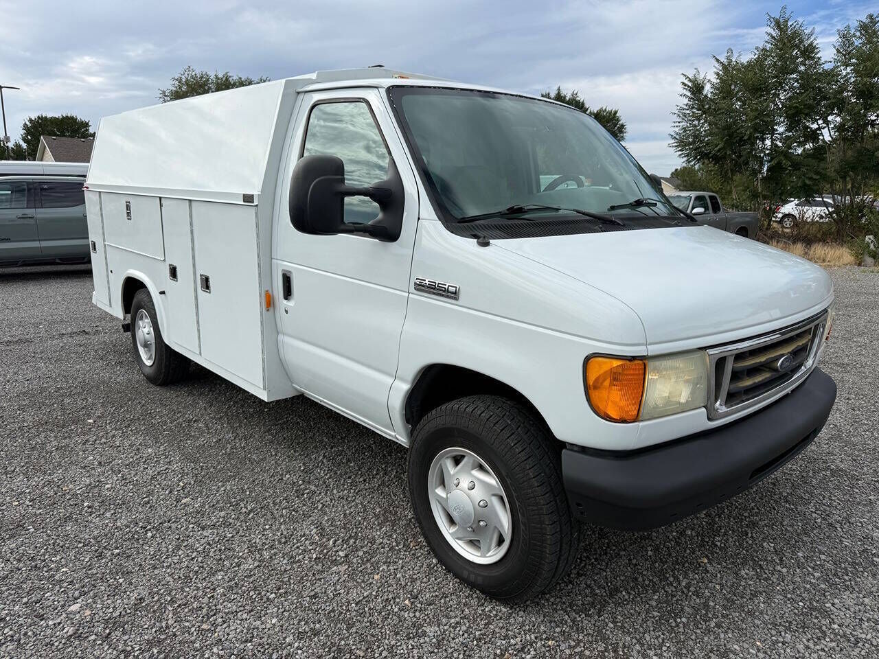 2006 FORD E-350