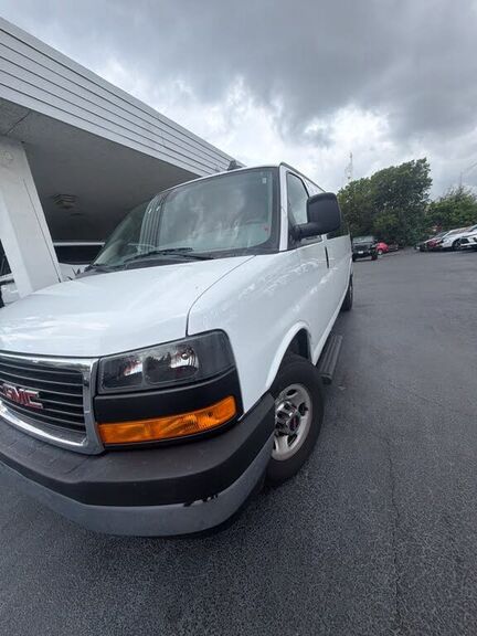 2025 GMC Savana