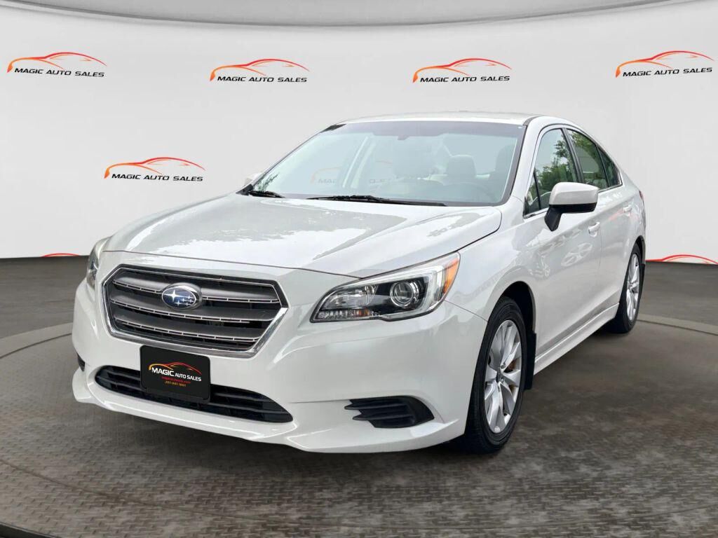 2015 SUBARU Legacy