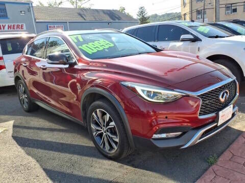 2017 INFINITI QX30