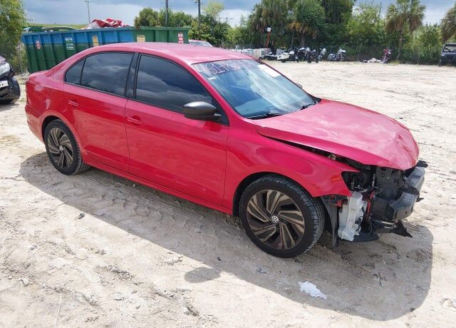 2014 VOLKSWAGEN Jetta