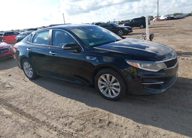 2017 KIA Optima
