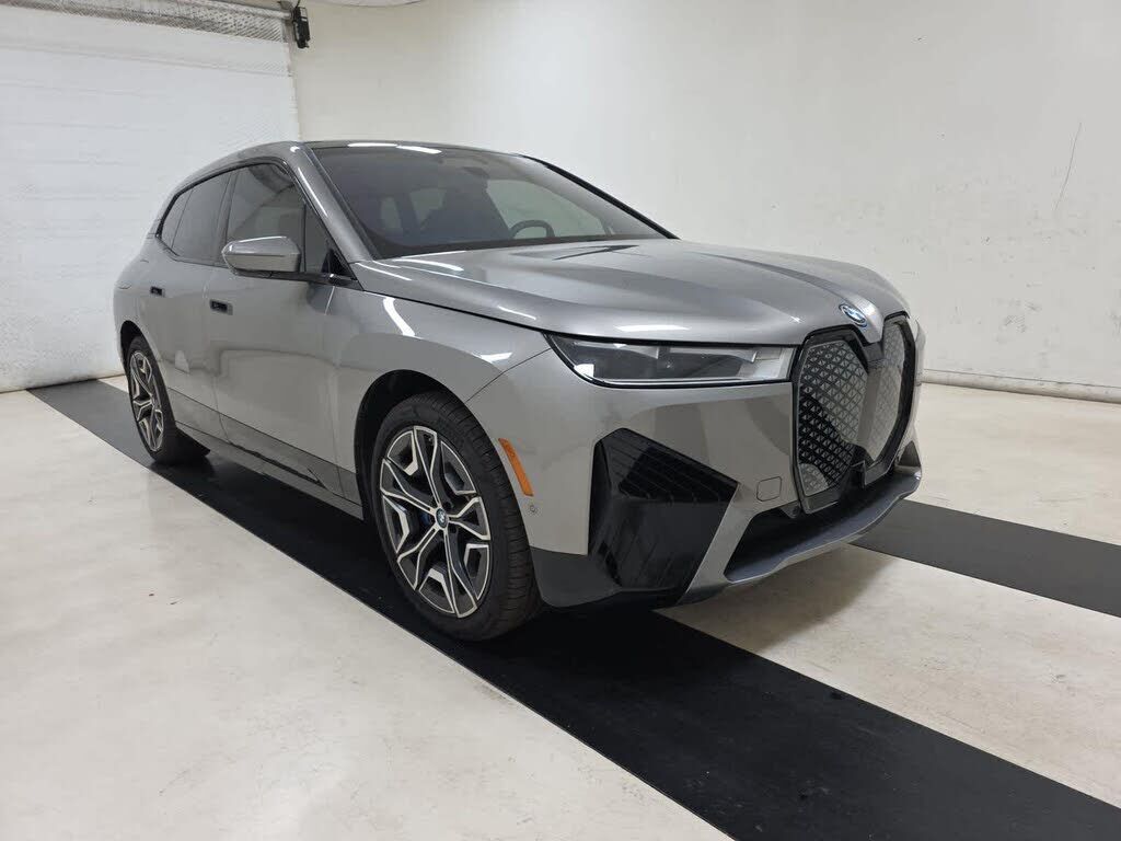 2024 BMW iX