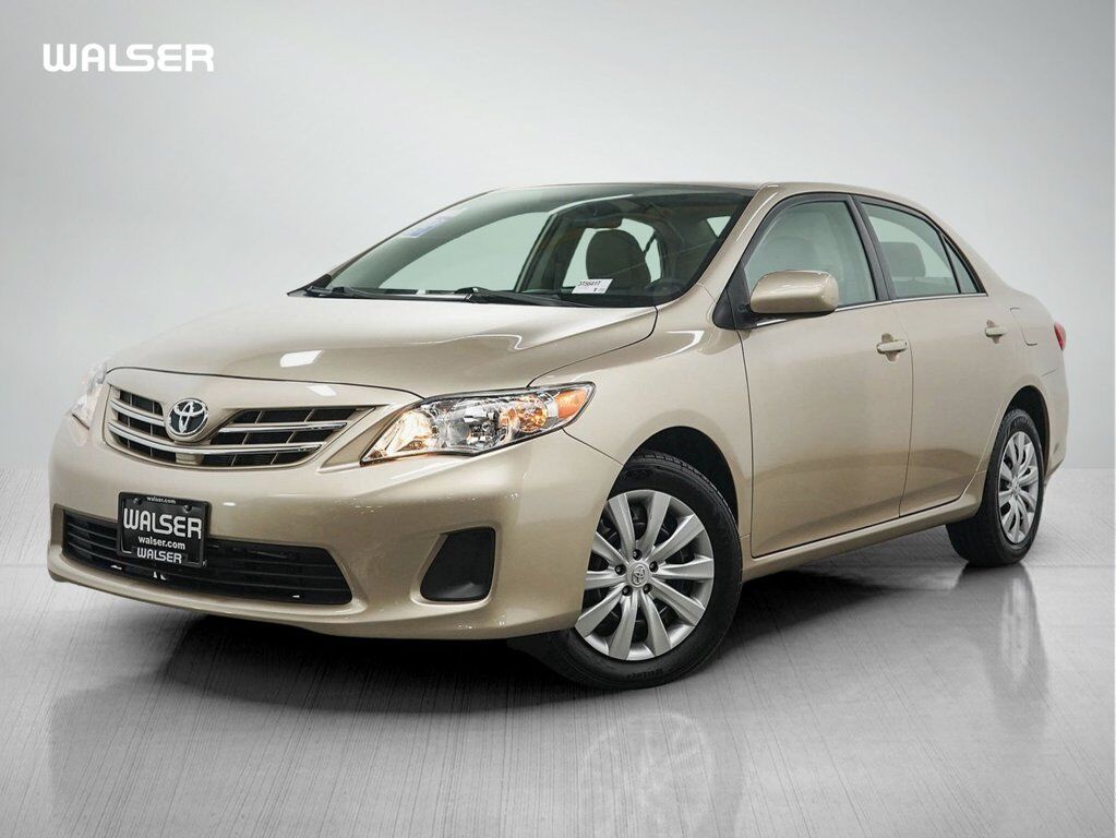 2013 TOYOTA Corolla