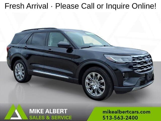 2025 FORD Explorer