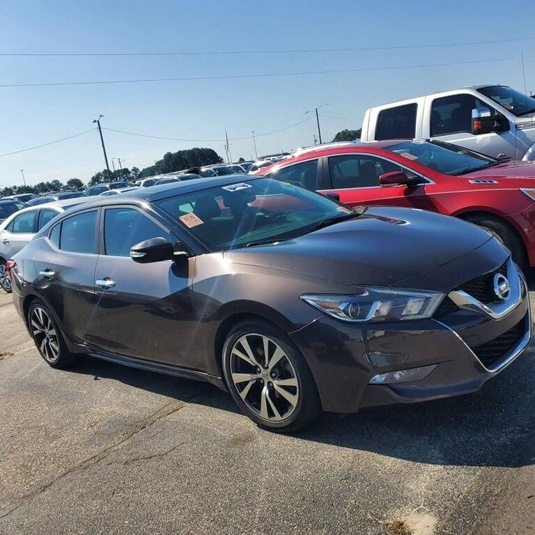 2016 NISSAN Maxima