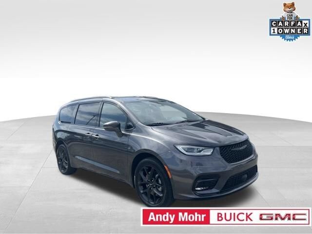2022 CHRYSLER Pacifica