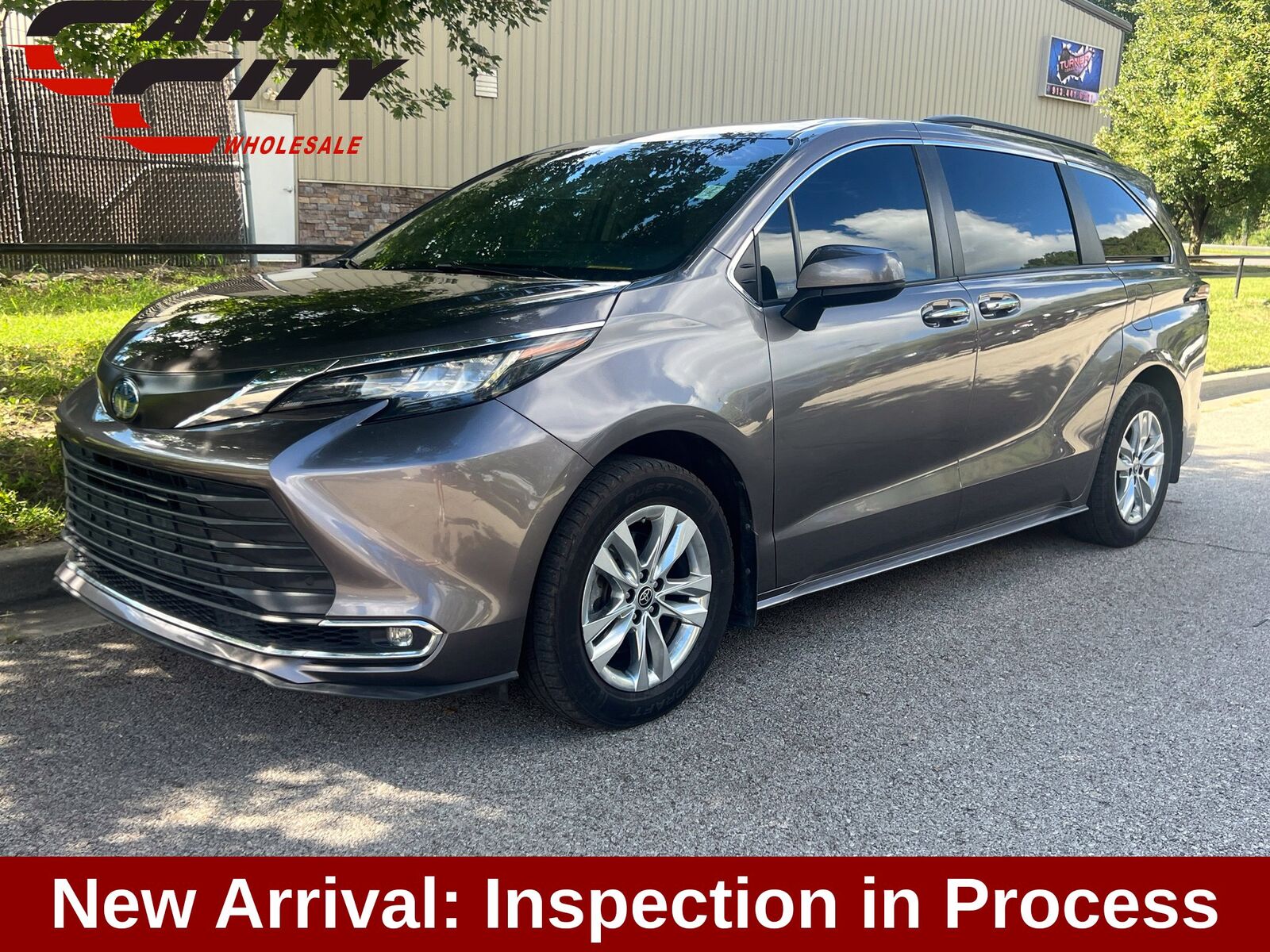 2022 TOYOTA Sienna