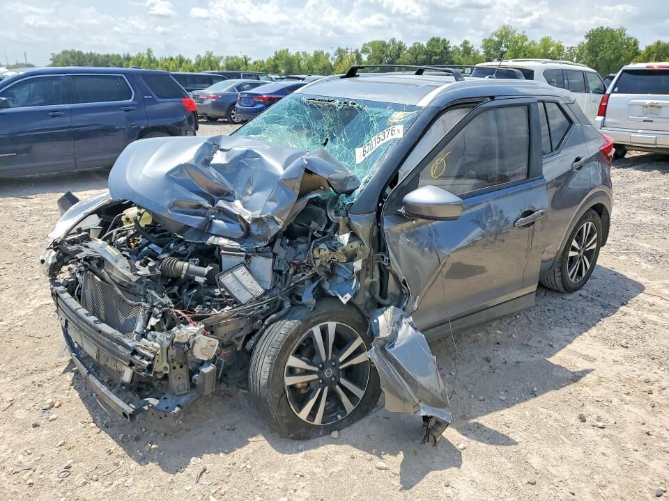 2019 NISSAN Kicks