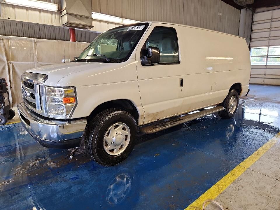 2014 FORD E-250