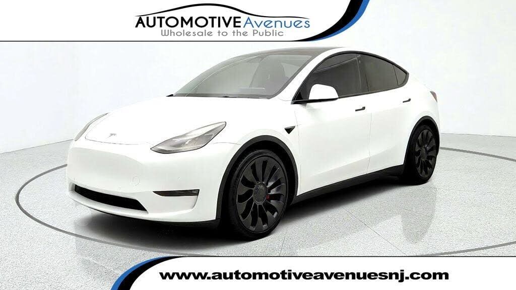 2022 TESLA Model Y