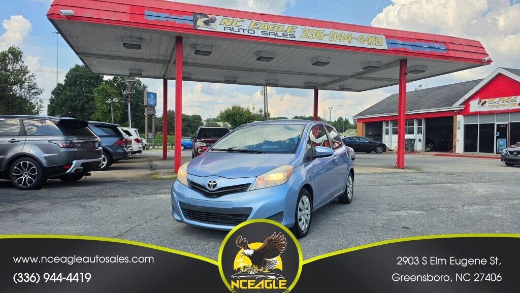 2012 TOYOTA Yaris