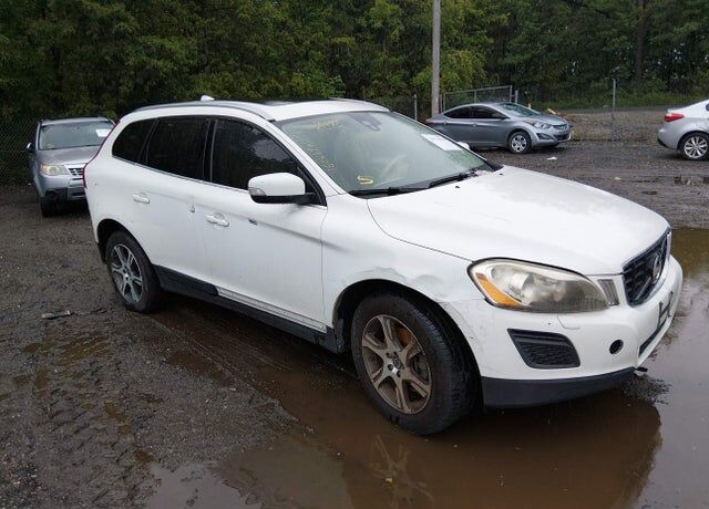 2011 VOLVO XC60