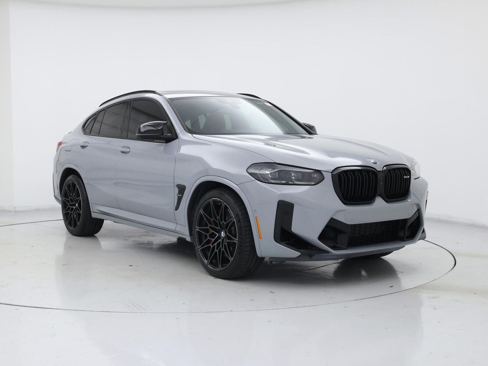2023 BMW X4