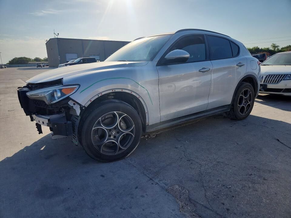 2022 ALFA ROMEO Stelvio