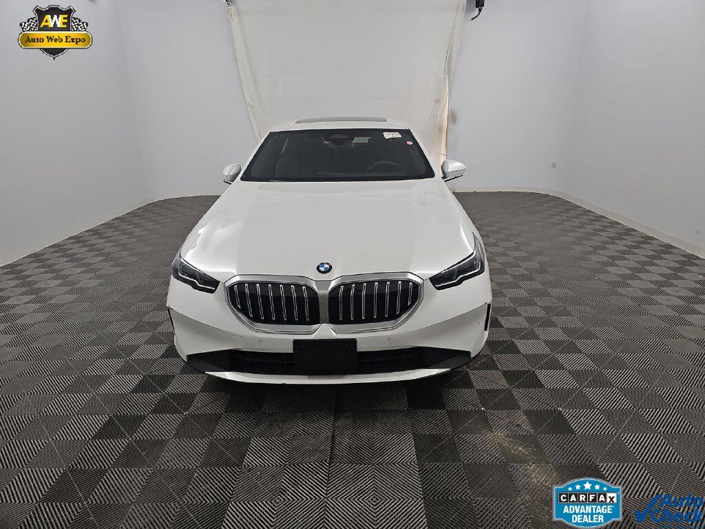 2024 BMW 530i