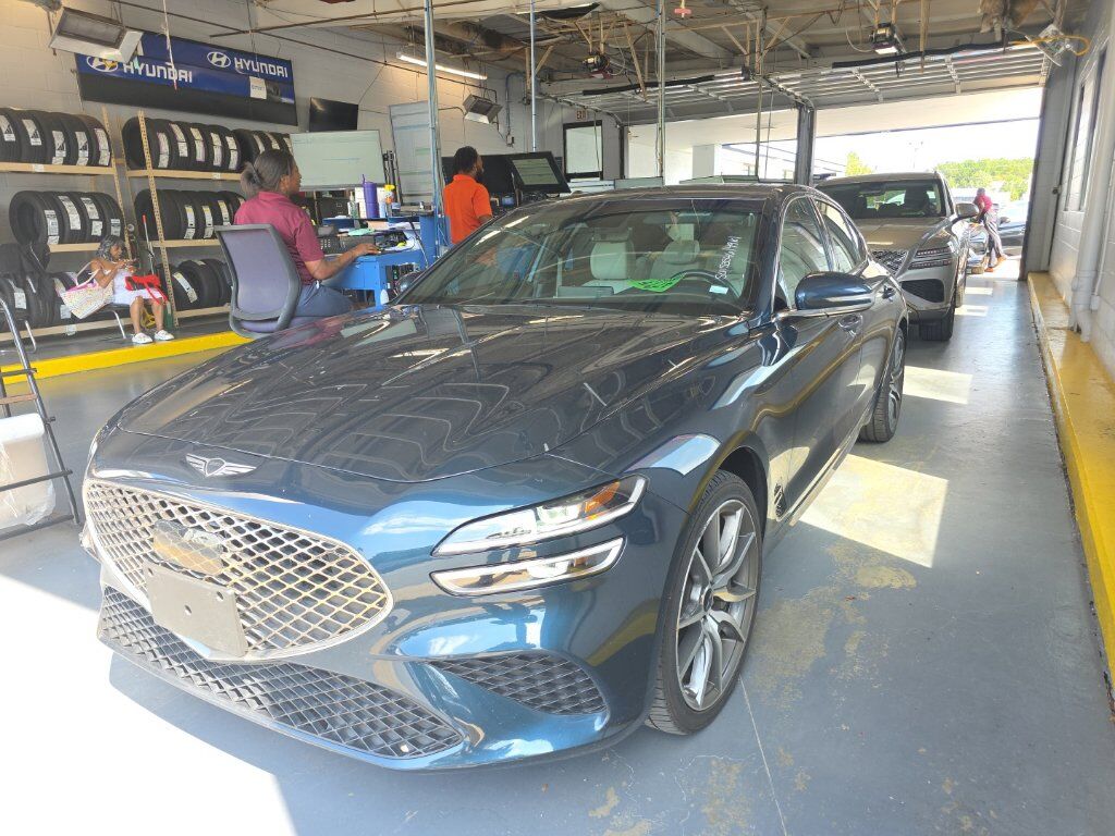 2025 GENESIS G70