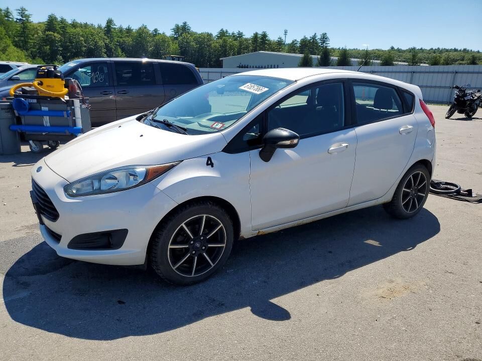 2016 FORD Fiesta
