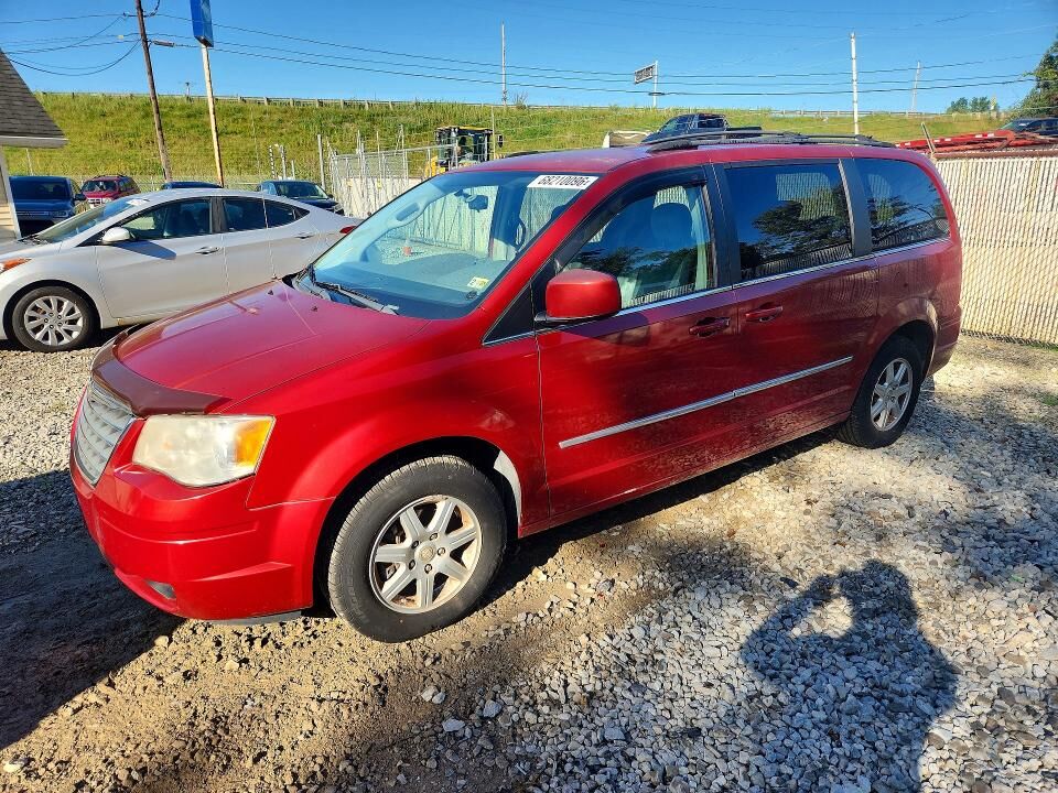 2010 CHRYSLER Town and Country
