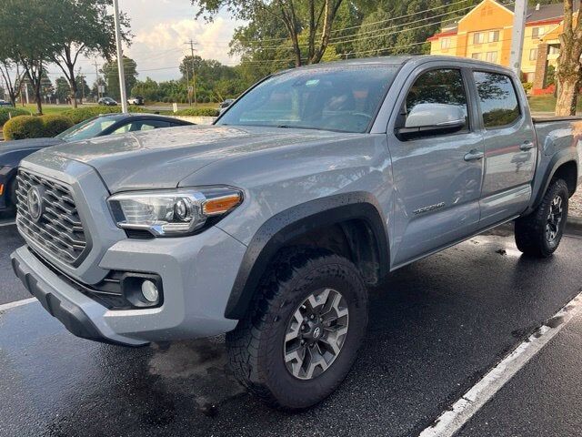 2020 TOYOTA Tacoma