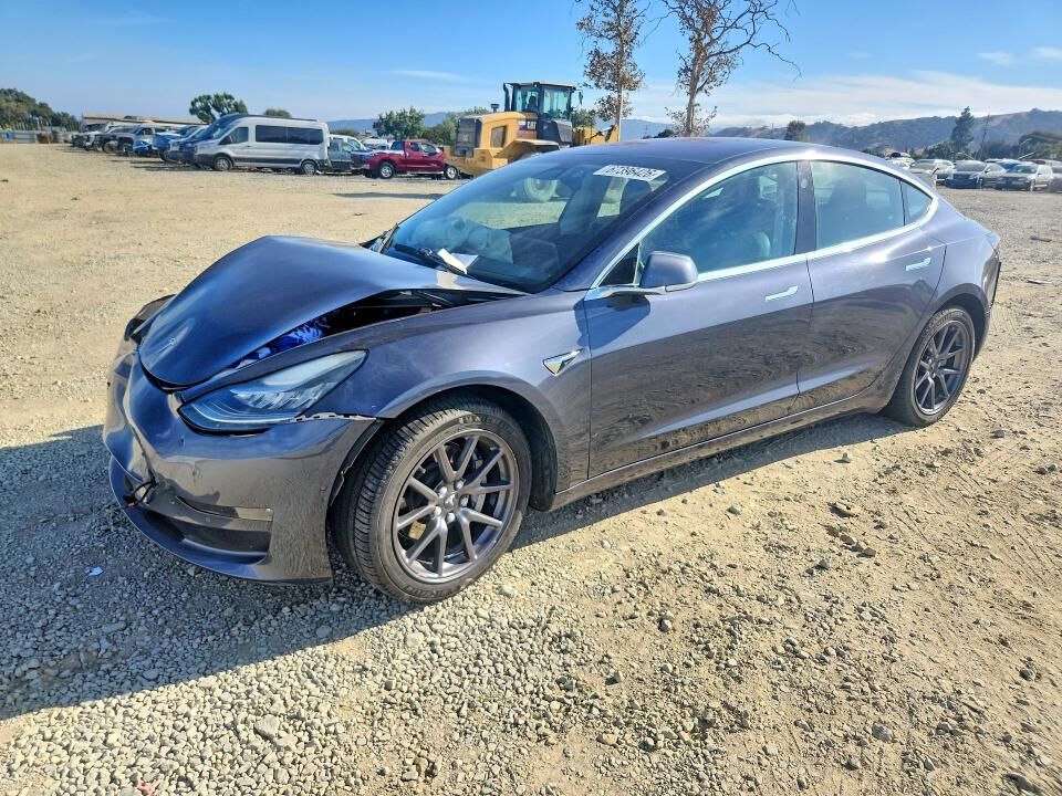 2019 TESLA Model 3
