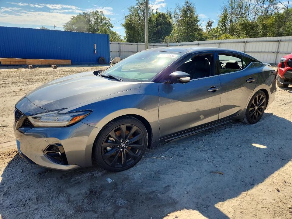 2022 NISSAN Maxima