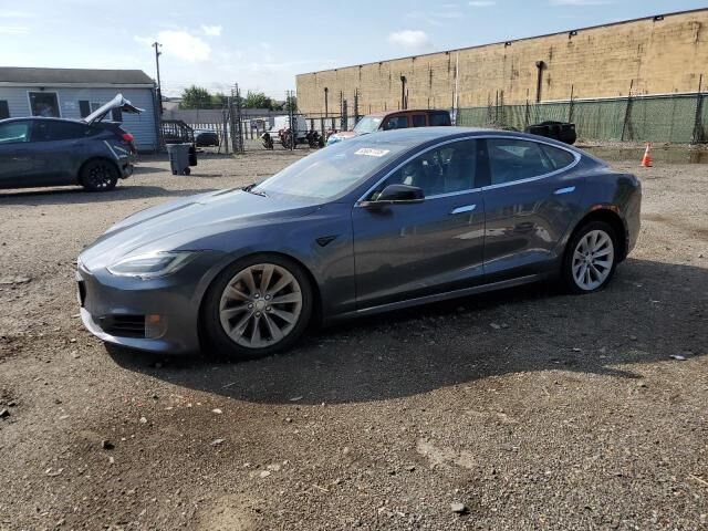 2017 TESLA Model S