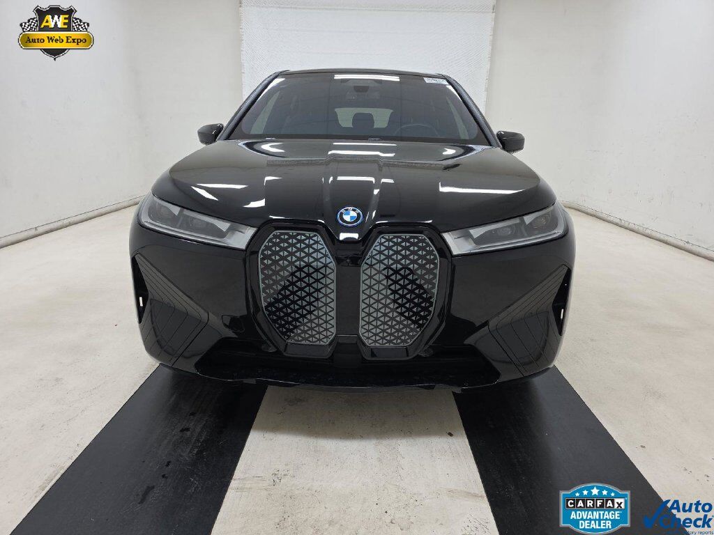 2024 BMW iX