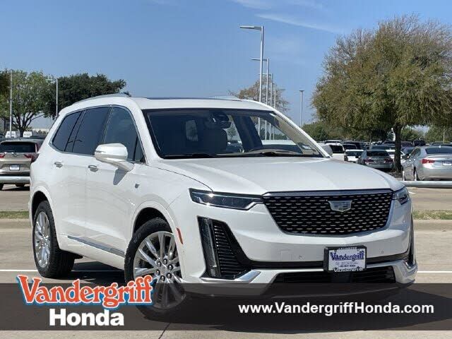2022 CADILLAC XT6