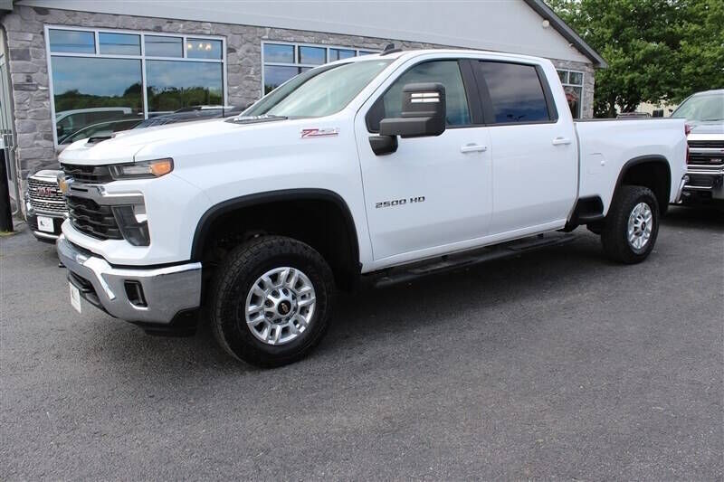 2024 CHEVROLET Silverado HD