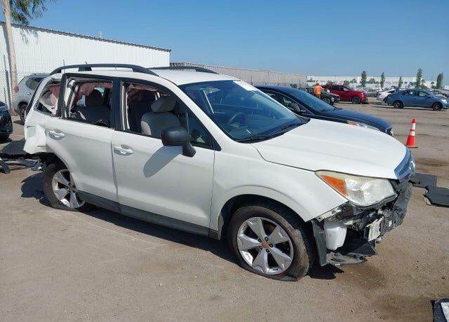 2015 SUBARU Forester