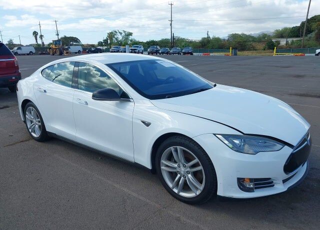 2013 TESLA Model S