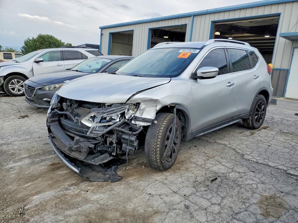 2018 NISSAN Rogue
