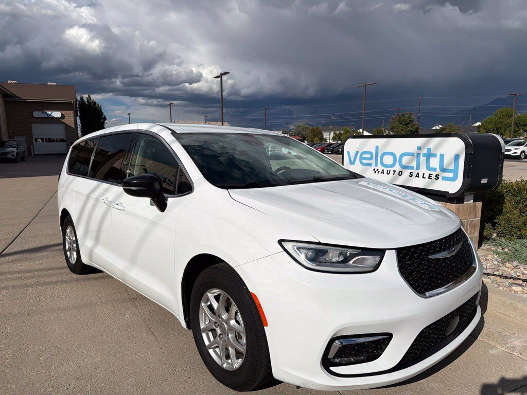 2024 CHRYSLER Pacifica