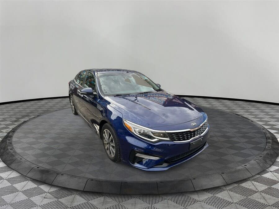 2019 KIA Optima