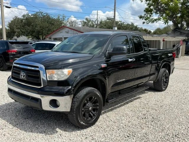 2010 TOYOTA Tundra