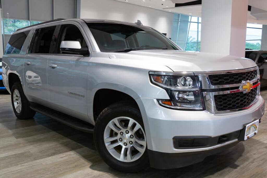 2019 CHEVROLET Suburban