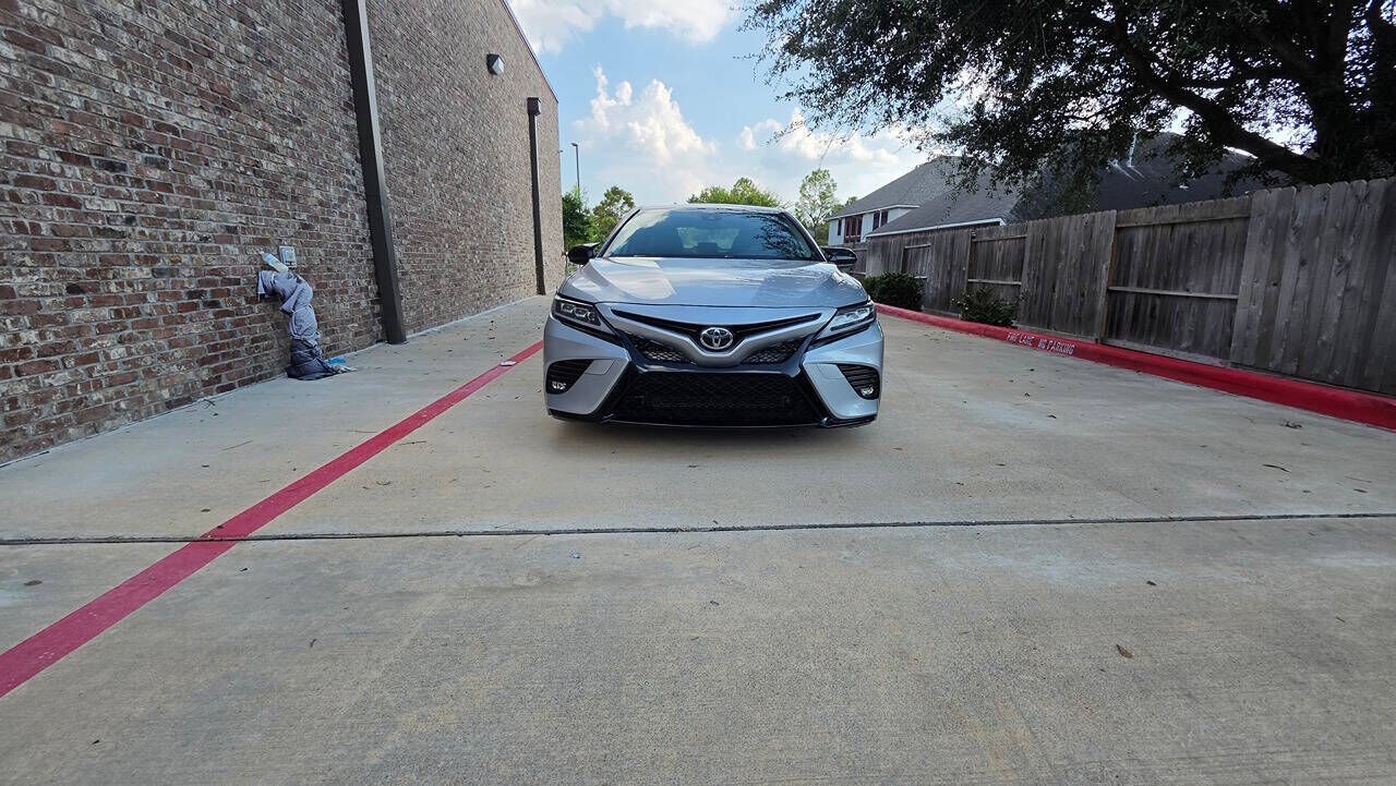 2020 TOYOTA Camry