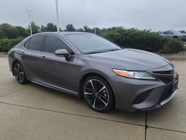 2020 TOYOTA Camry