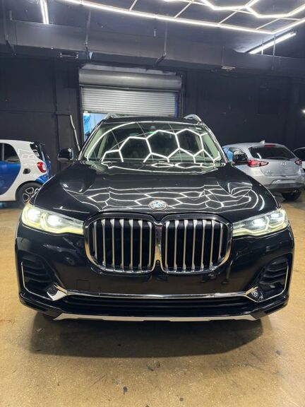 2020 BMW X7