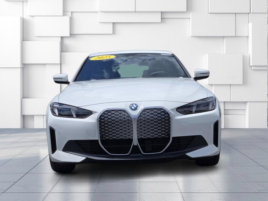 2025 BMW i4