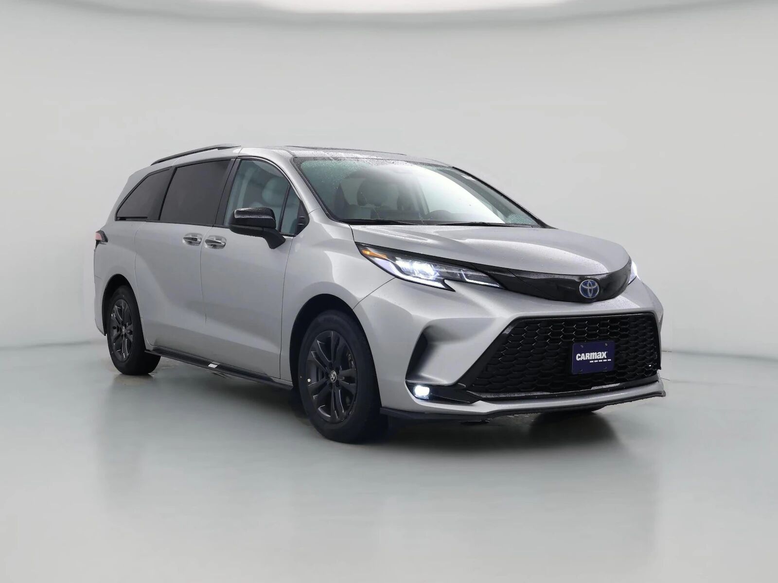 2025 TOYOTA Sienna