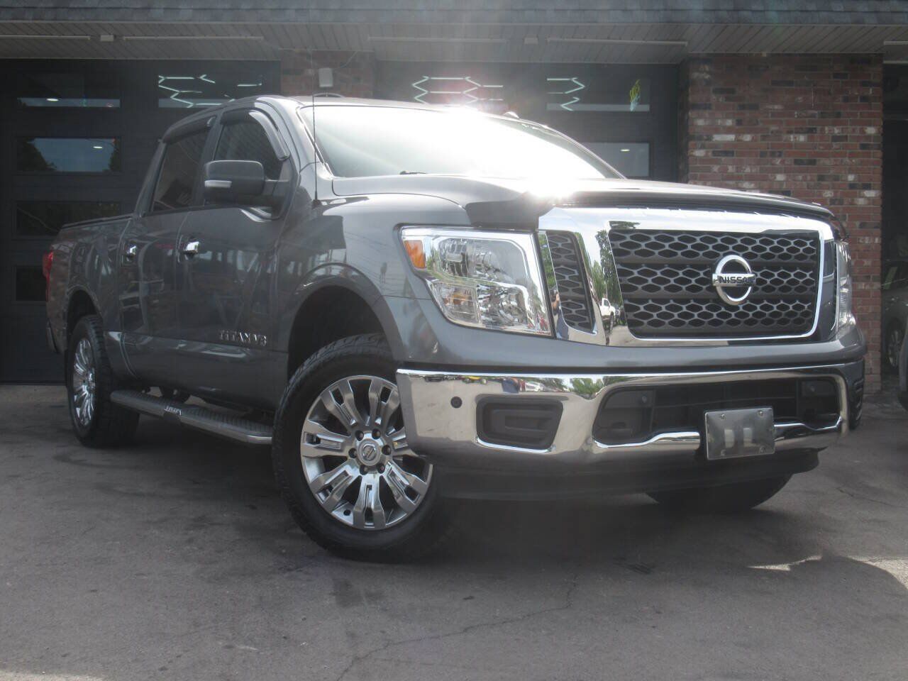 2018 NISSAN Titan