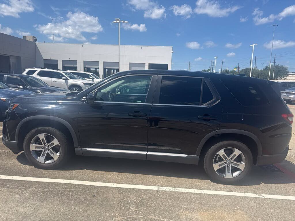 2025 HONDA Pilot