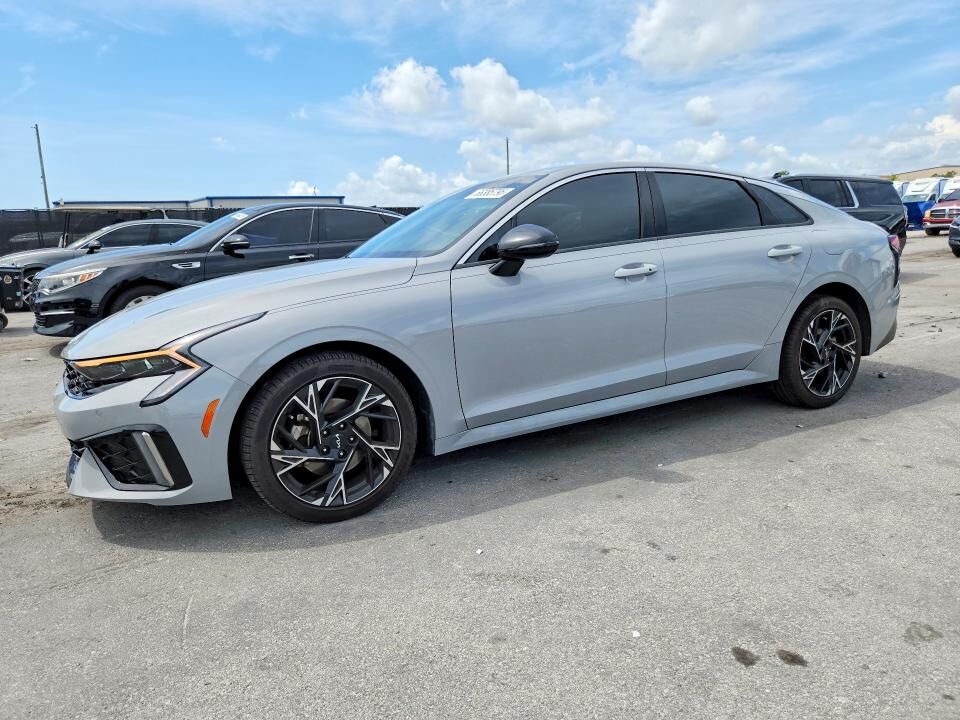 2025 KIA K5